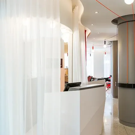 Ibis Styles Paris Mairie De Hotell 3*