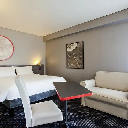 Hotel Ibis Styles Paris Mairie De Montreuil 3*