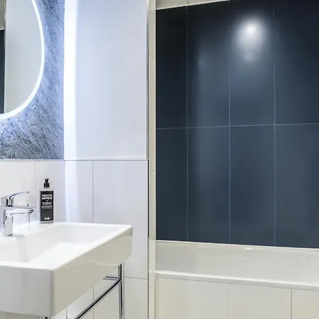 Hotel Ibis Styles Paris Mairie De