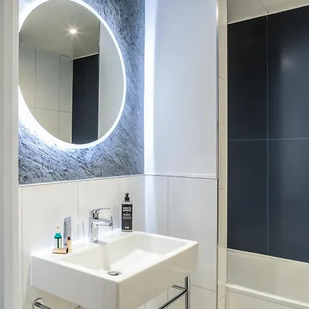 Ibis Styles Paris Mairie De Hotel 3*