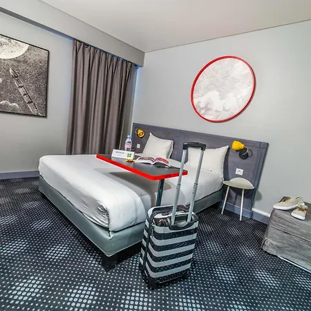 Ibis Styles Paris Mairie De Otel 3*