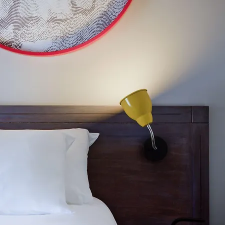 Otel Ibis Styles Paris Mairie De 3*