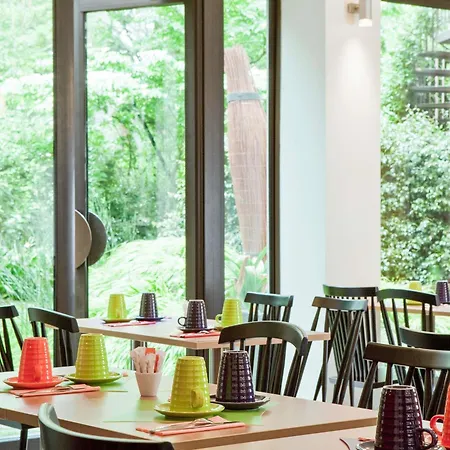 Ibis Styles Paris Mairie De Otel Montreuil (Seine-Saint-Denis)