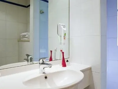 Ibis Styles Paris Mairie De Hotel